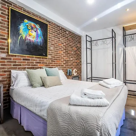 Moderno Y Centrico En Tesoro 6 Appartement